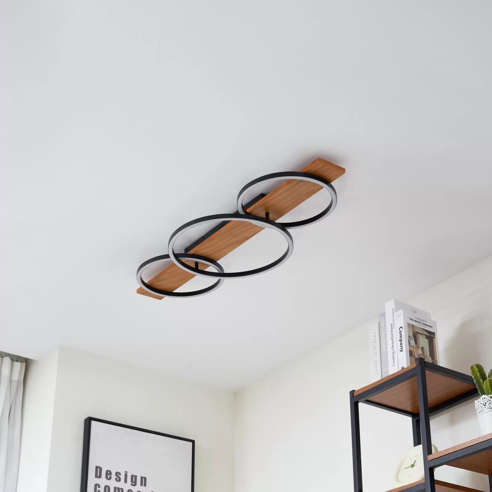 Lindby Plafonnier LED Galad, noir, bois, 3 lampes, 98 cm